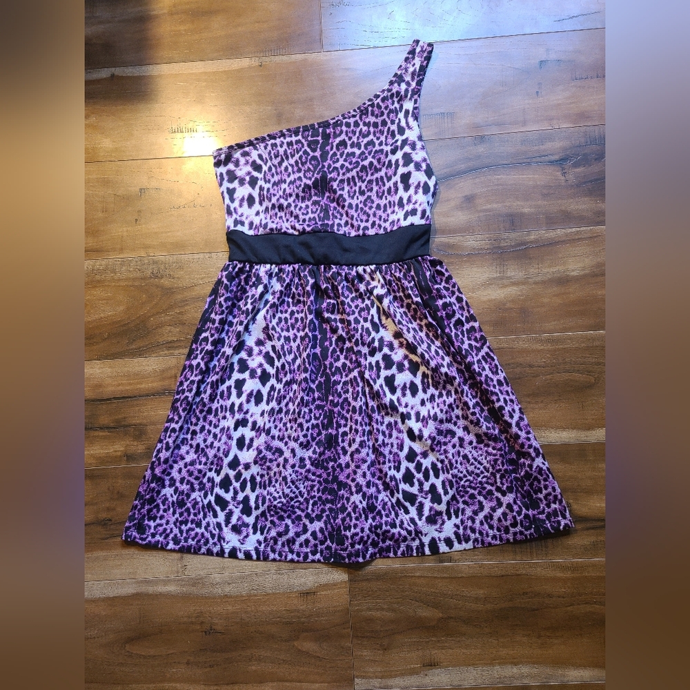 🦄 Purple leopard one shoulder dress